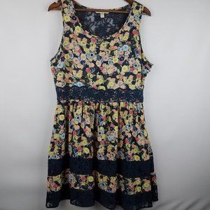 LC Lauren Conrad Navy Crocheted Embroidere…